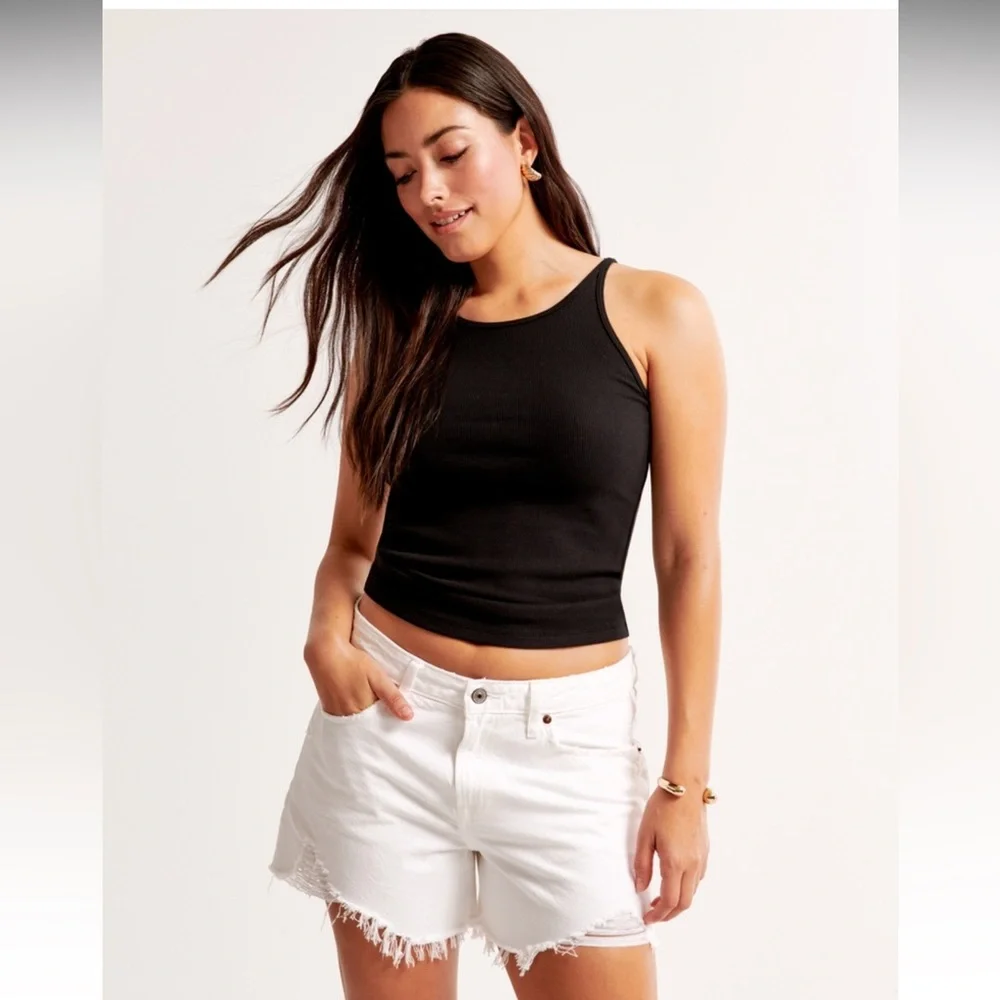 Abercrombie & Fitch new tags